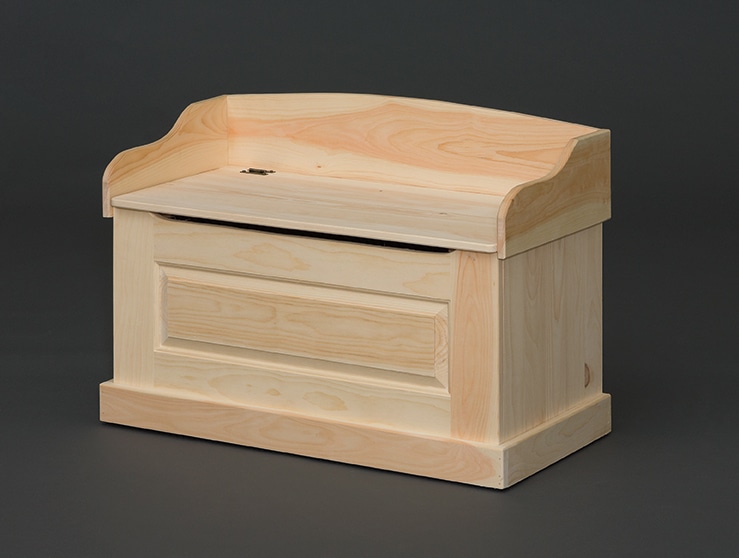 Photo of: VRW Raise Panel storage chest